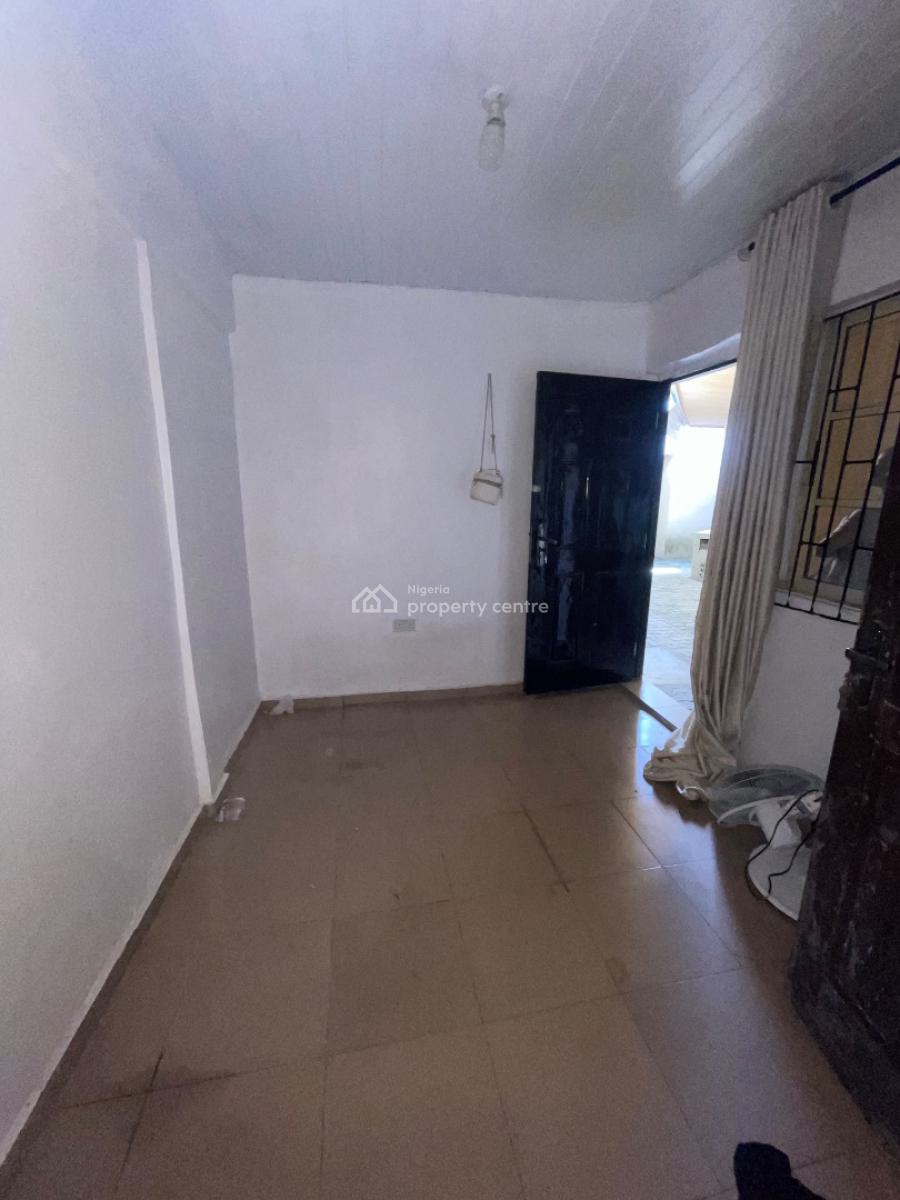 a Spacious Room Self Contained, Along Mobil Road Ilaje Ajah, Lekki, Lagos, Self Contain (single Rooms) for Rent