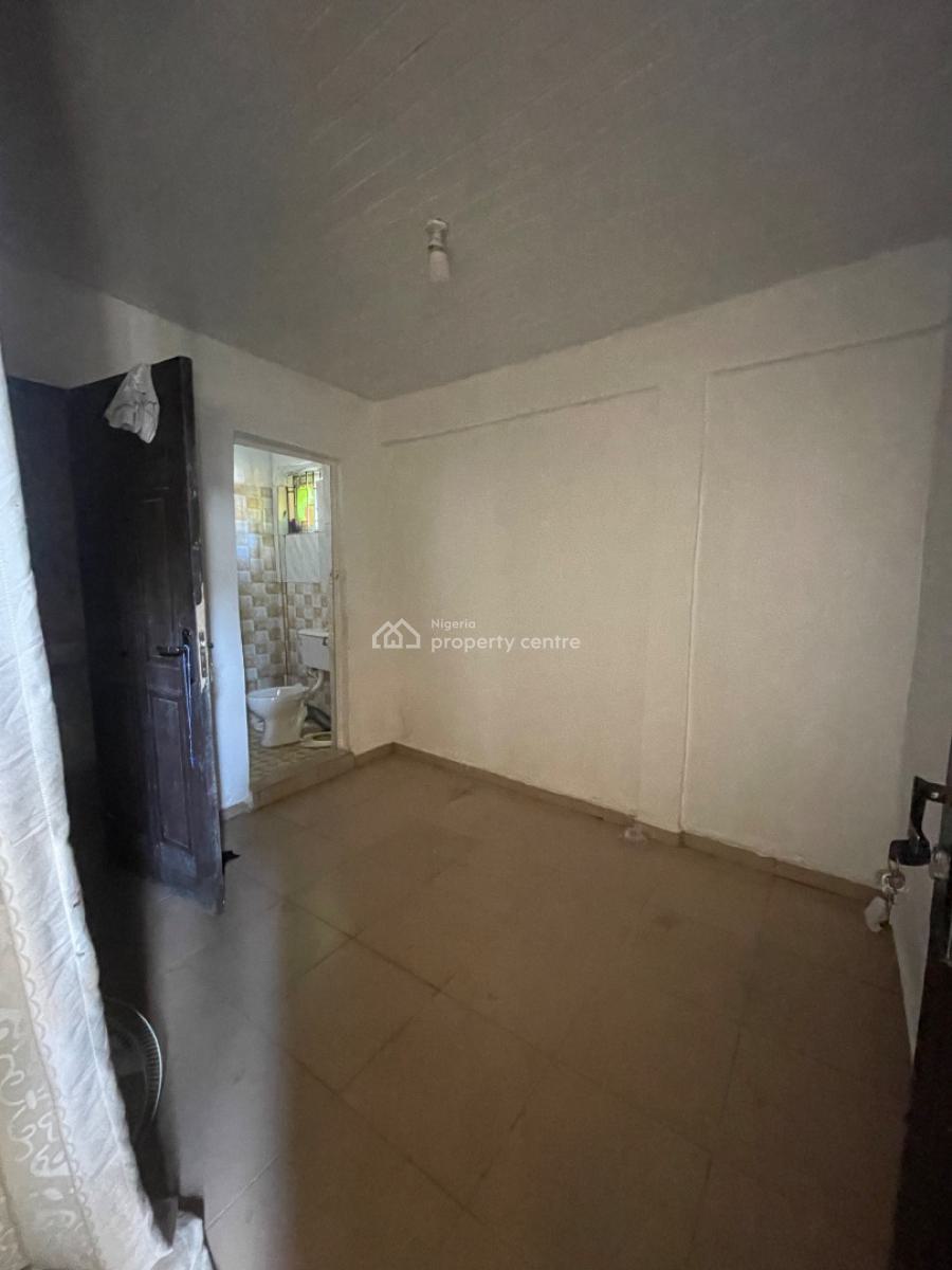 a Spacious Room Self Contained, Along Mobil Road Ilaje Ajah, Lekki, Lagos, Self Contain (single Rooms) for Rent