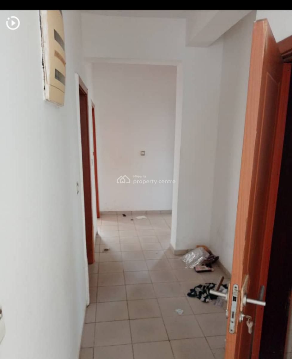 Serviced 3bedroom Flat Plus a Room Bq, Prime Water Gardens, Lekki Phase 1, Lekki, Lagos, Flat / Apartment for Rent