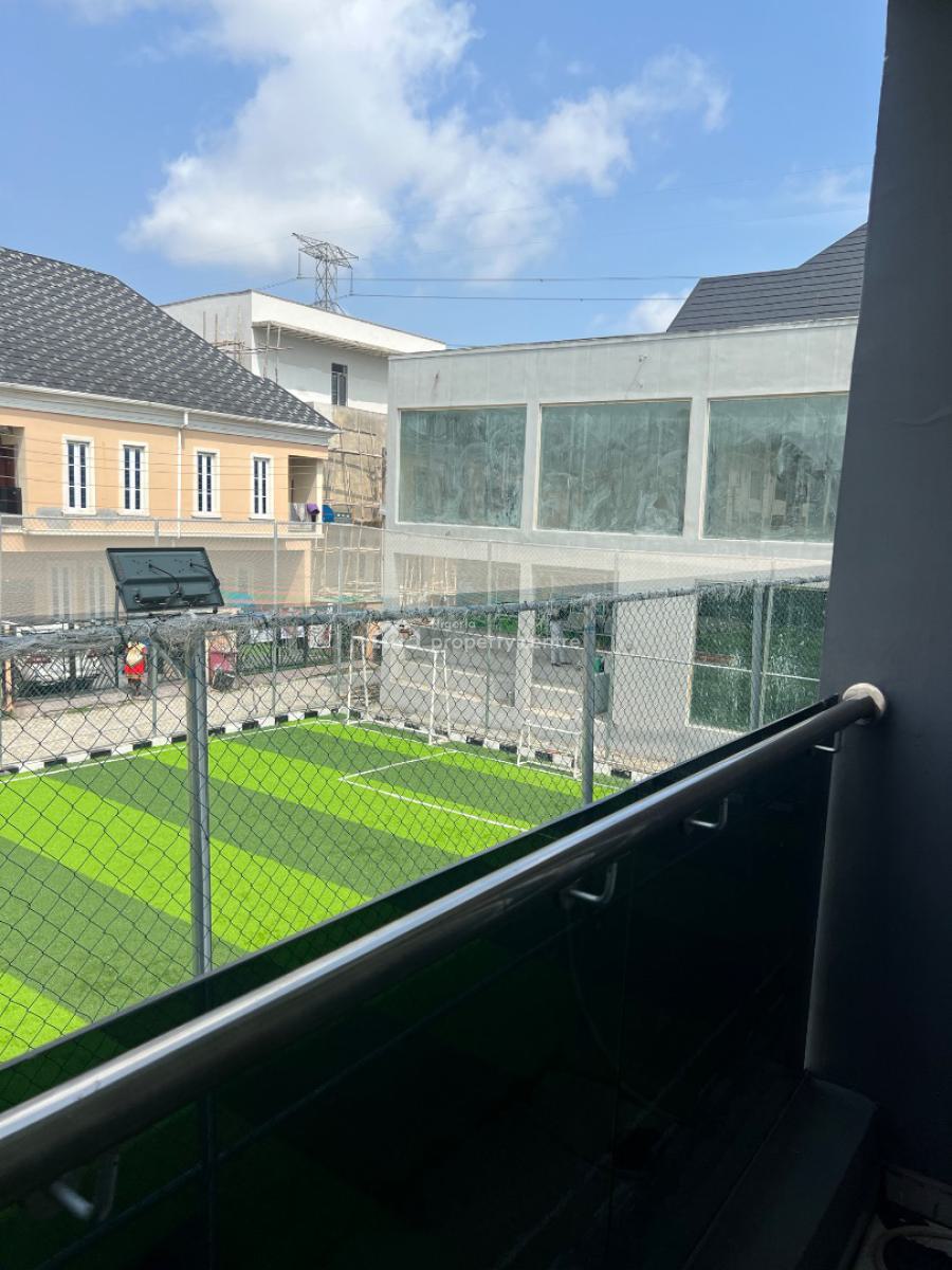 Luxe 2 Bedrooms Apartment with Football Pitch, Ado, Ajah, Lagos, Flat / Apartment Short Let