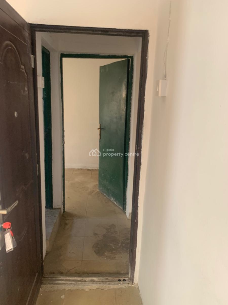 Well Maintained 2 Bedrooms Office Space, Ogba, Ikeja, Lagos, Office Space for Rent
