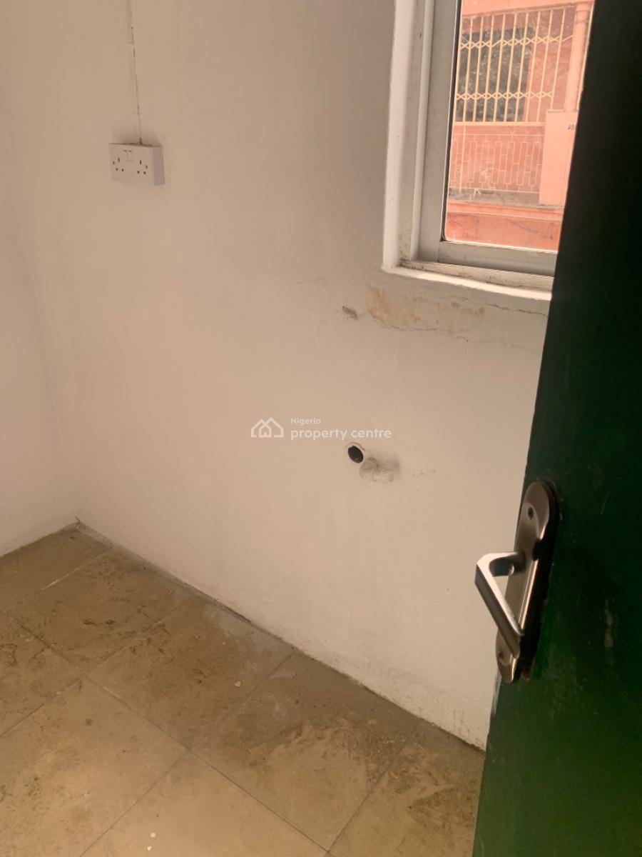 Well Maintained 2 Bedrooms Office Space, Ogba, Ikeja, Lagos, Office Space for Rent