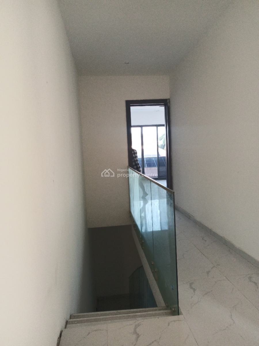 4bedroom Terrace Duplex with Bq, Spacious Rooms, in a Secure Estate, Lekki Phase 1, Lekki, Lagos, Terraced Duplex for Sale