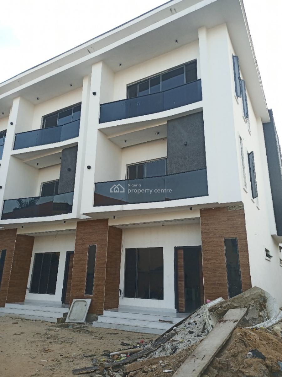 4bedroom Terrace Duplex with Bq, Spacious Rooms, in a Secure Estate, Lekki Phase 1, Lekki, Lagos, Terraced Duplex for Sale