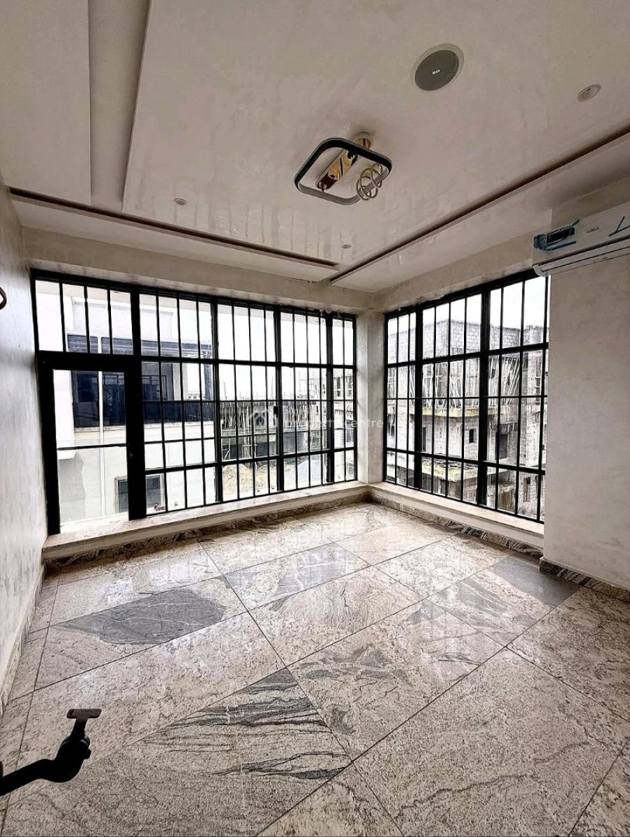 Newly Built 6-bedroom Detached Duplex in Gaduwa!    Located in a, Gaduwa, Abuja, House for Sale