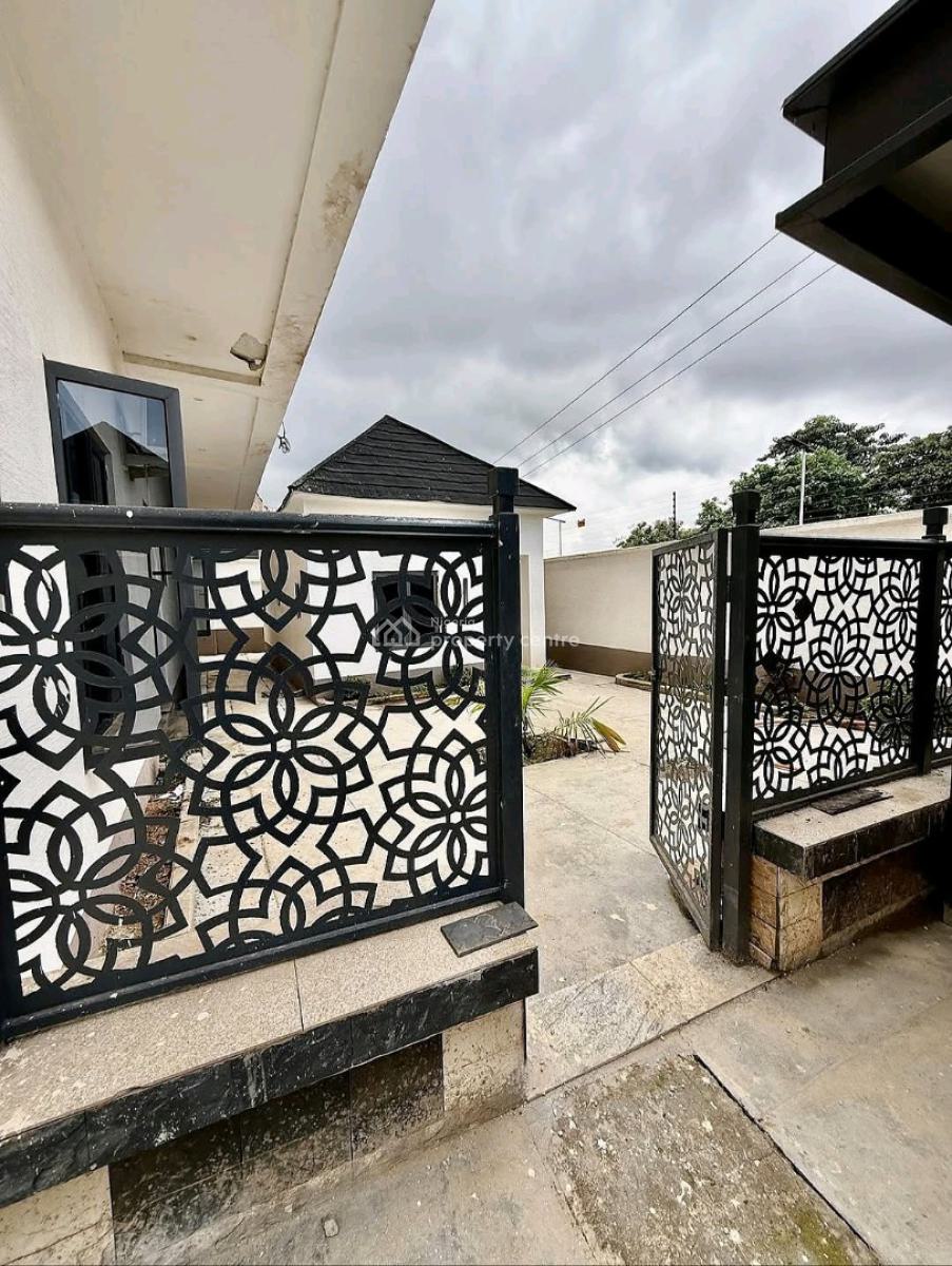 Newly Built 6-bedroom Detached Duplex in Gaduwa!    Located in a, Gaduwa, Abuja, House for Sale