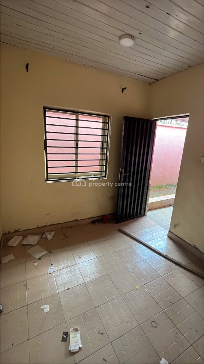Bq Self Contain, Off Duro Simi Etti Drive, Lekki Phase 1, Lekki, Lagos, Self Contain (single Rooms) for Rent