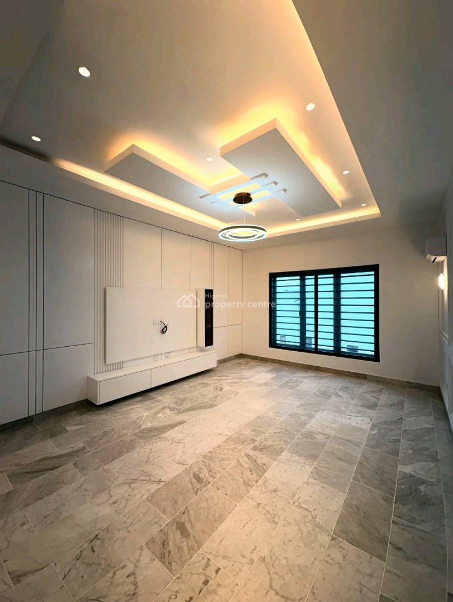 Mega Luxury 8-bedroom Mansion   Prime Location: Wuse2, Abuja  La, Wuse 2, Abuja, House for Sale
