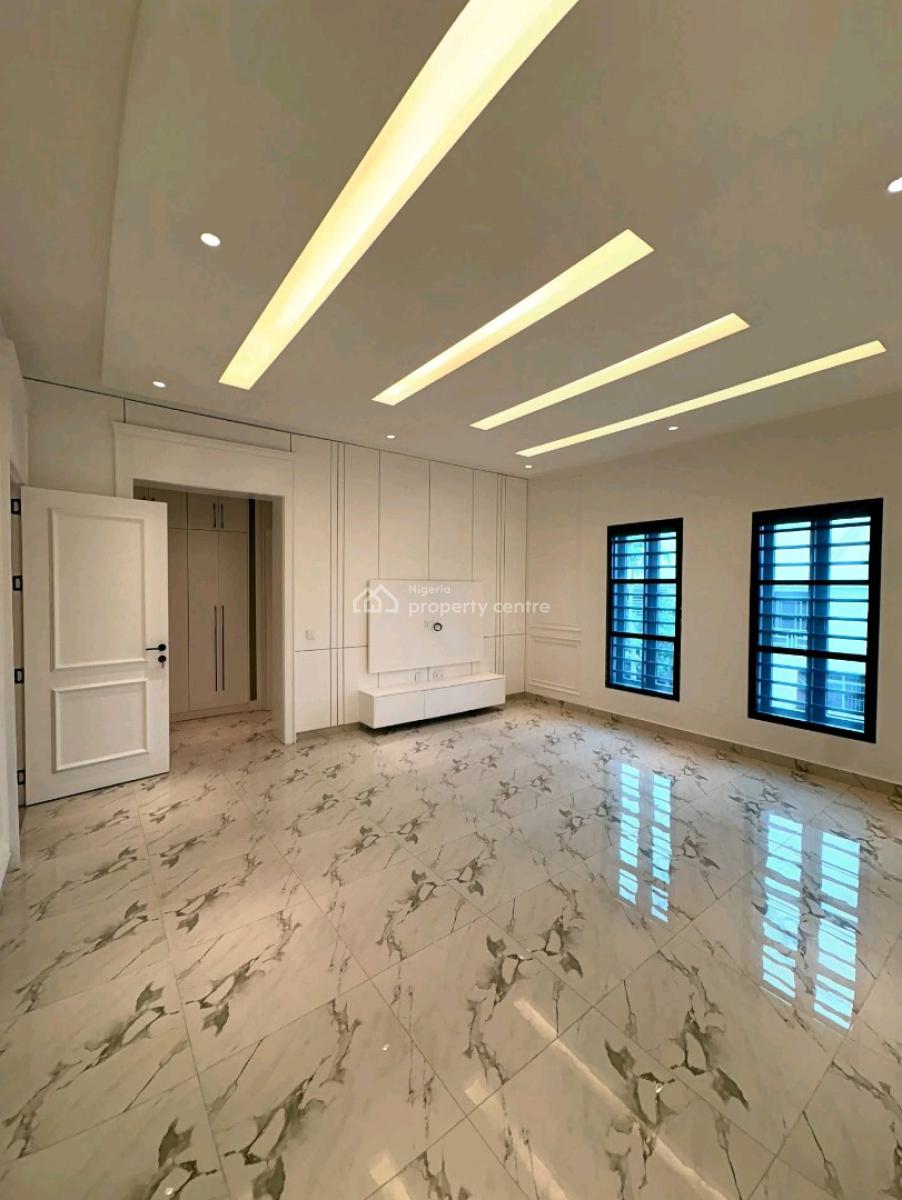 Mega Luxury 8-bedroom Mansion   Prime Location: Wuse2, Abuja  La, Wuse 2, Abuja, House for Sale