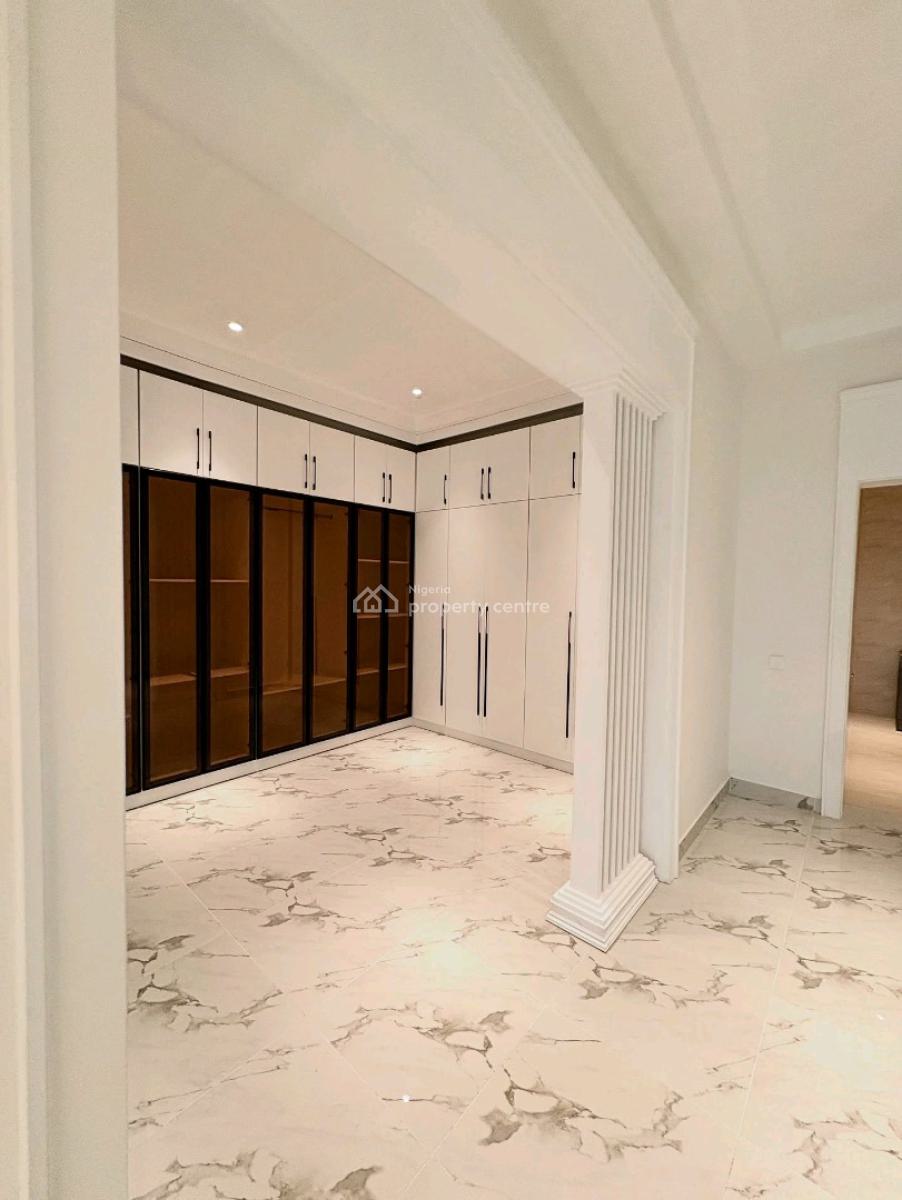 Mega Luxury 8-bedroom Mansion   Prime Location: Wuse2, Abuja  La, Wuse 2, Abuja, House for Sale