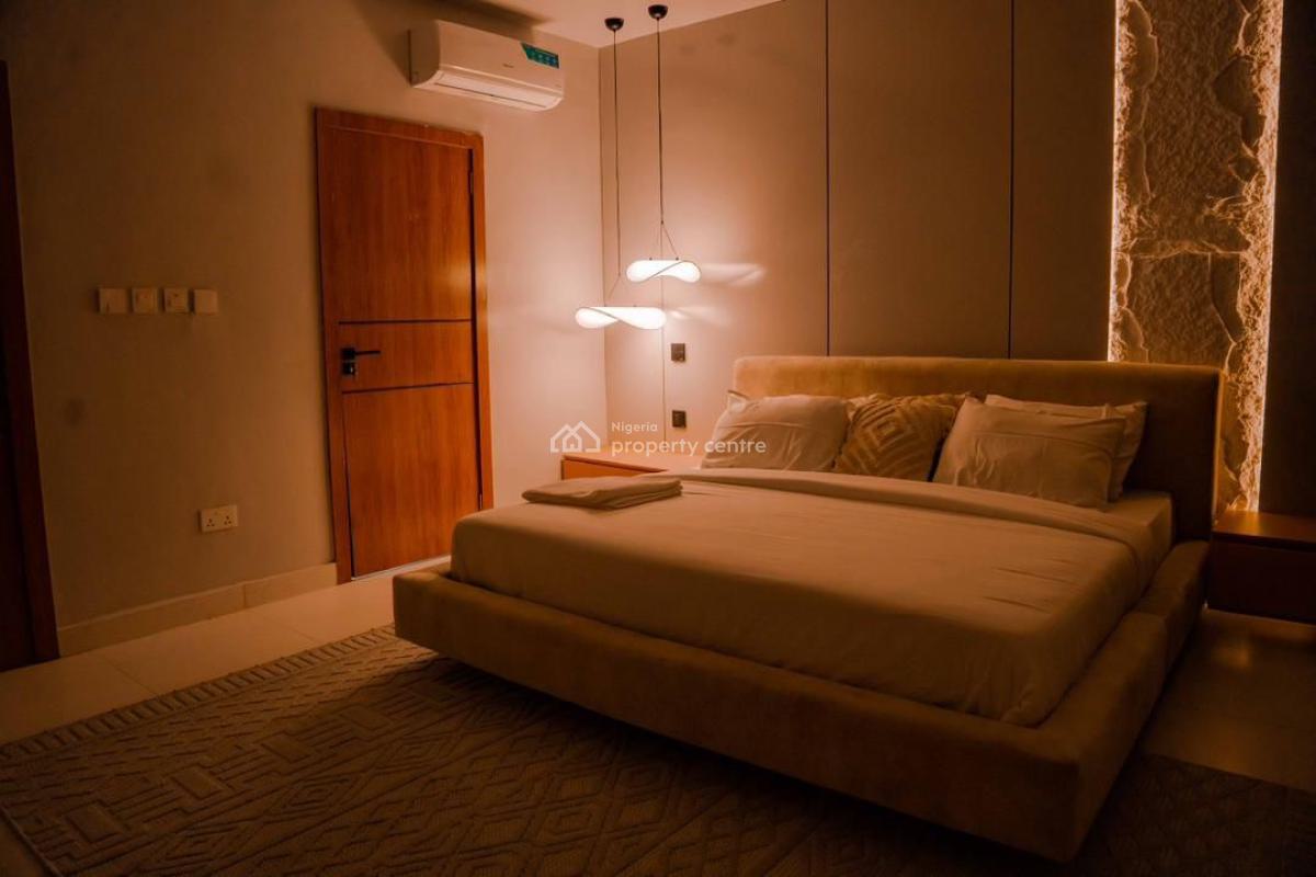 Exclusive  2-bed Apartment, Lekki Phase 1, Lekki, Lagos, Flat / Apartment Short Let