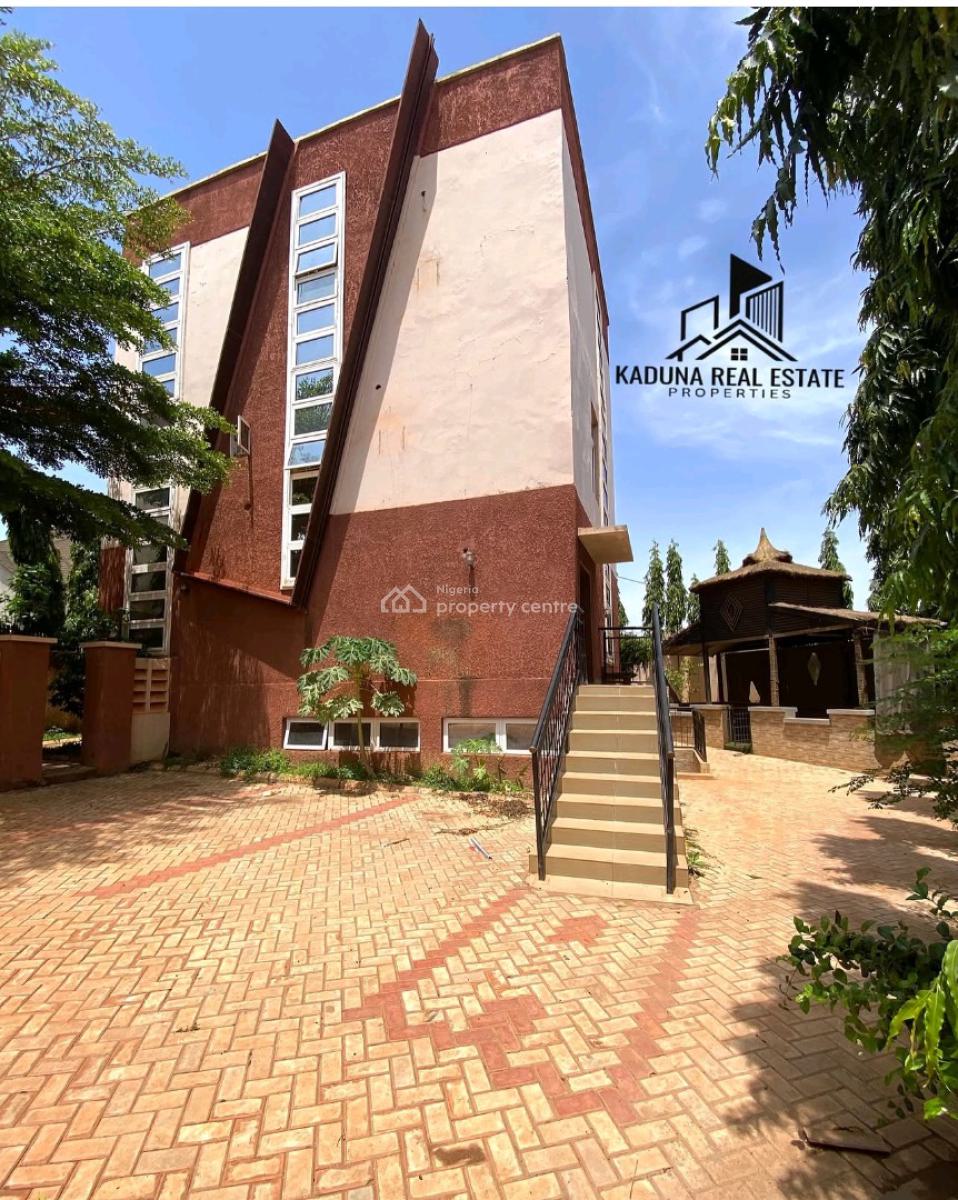4 Bedroom Duplex ️ with Bq and 2 Rooms Basement️ Also Has a, Kaduna North, Kaduna, House for Sale