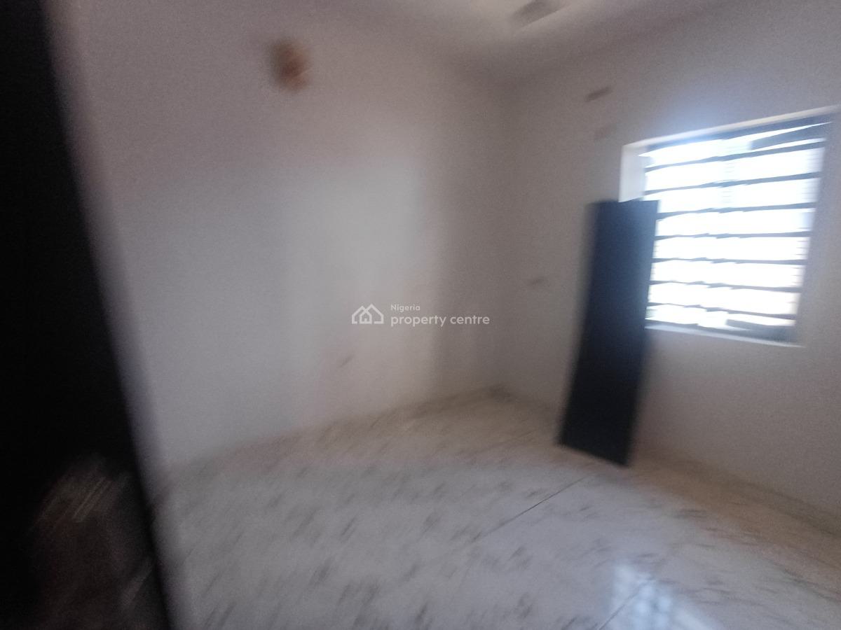 Clean 2bedroom Flat, Ilasan, Ikate Elegushi, Lekki, Lagos, Flat / Apartment for Rent