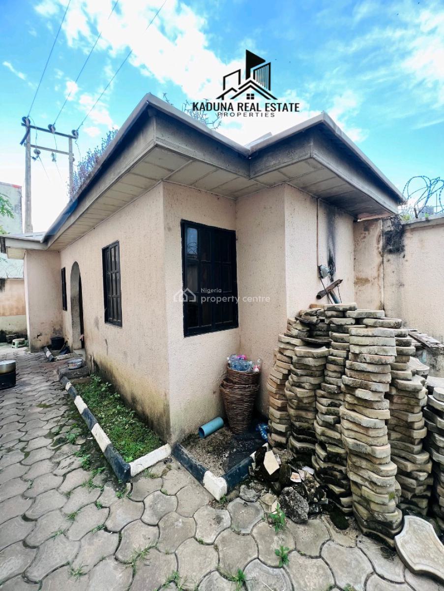 7 Bedroom Duplex with 3 Rooms  ️  Location - Marafa Pric, Kaduna North, Kaduna, House for Sale