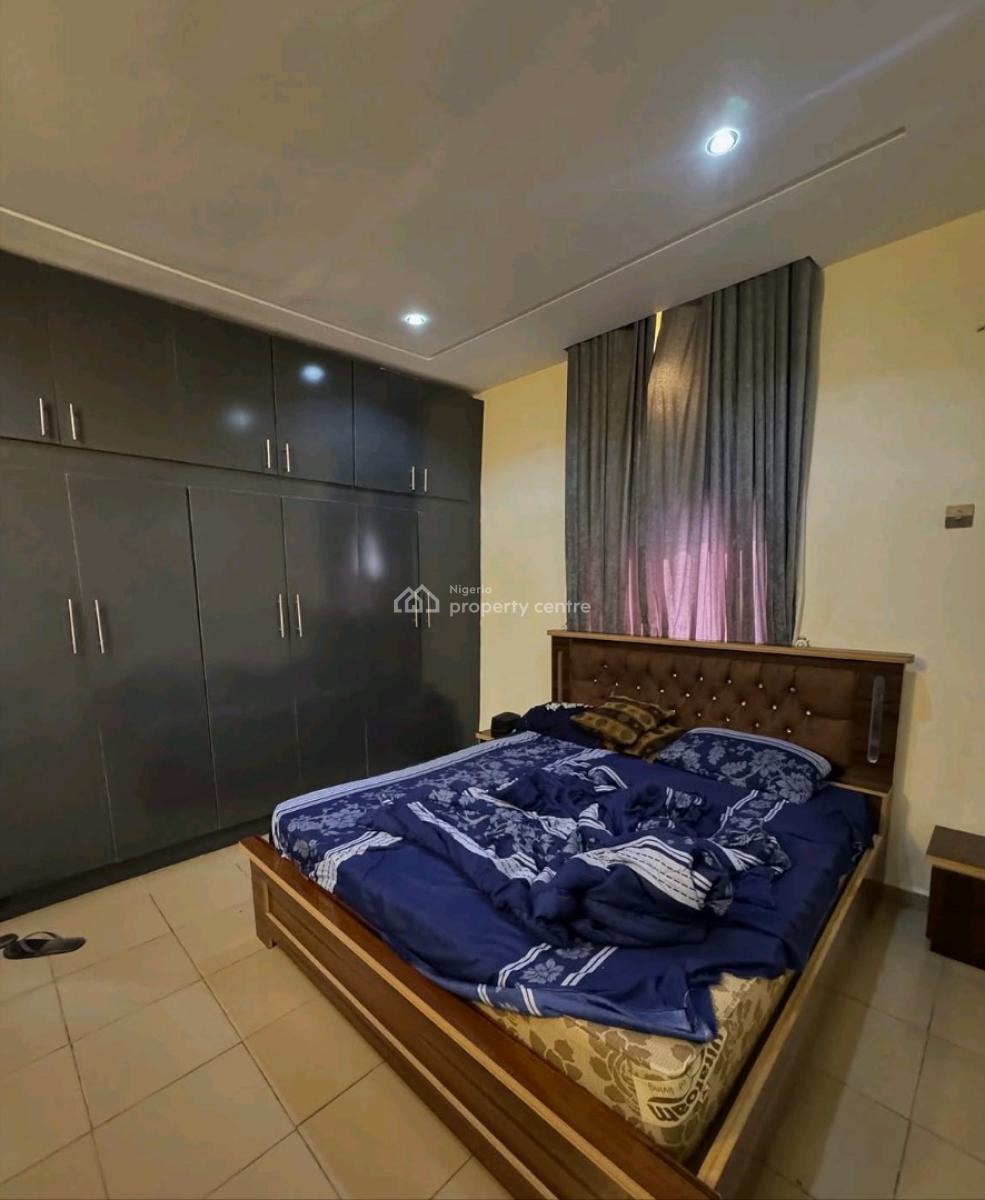 Neat 2 Bedrooms Apartment  Location: Garki 2  Price: 90m  Title: C of, Garki, Abuja, Flat / Apartment for Sale