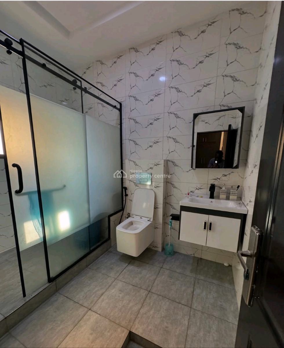 Neat 2 Bedrooms Apartment  Location: Garki 2  Price: 90m  Title: C of, Garki, Abuja, Flat / Apartment for Sale