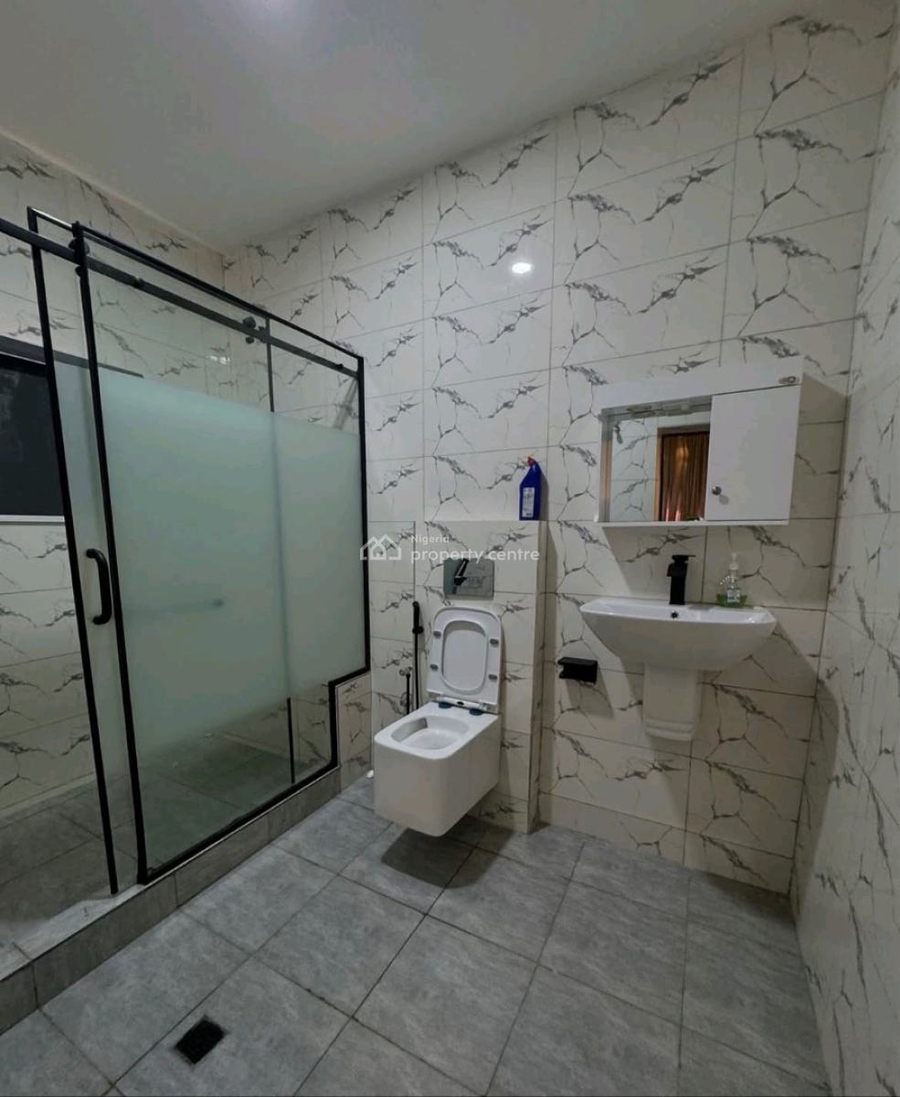 Neat 2 Bedrooms Apartment  Location: Garki 2  Price: 90m  Title: C of, Garki, Abuja, Flat / Apartment for Sale