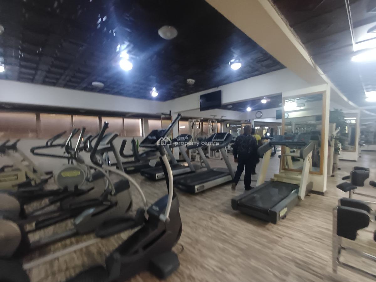 Clean 3 Bedroom Flat with Bq, Ikoyi, Lagos, Flat / Apartment for Rent