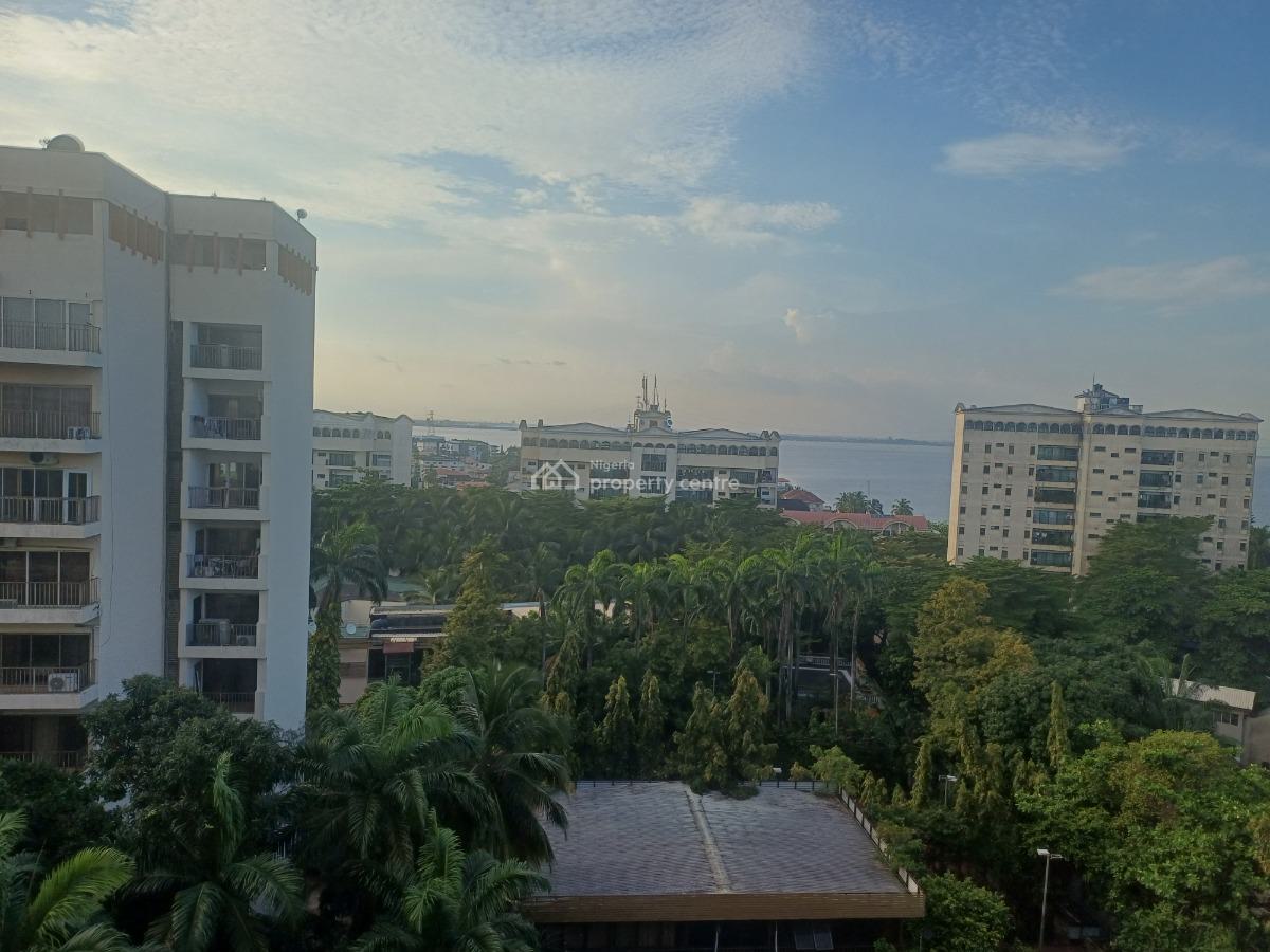 Clean 3 Bedroom Flat with Bq, Ikoyi, Lagos, Flat / Apartment for Rent
