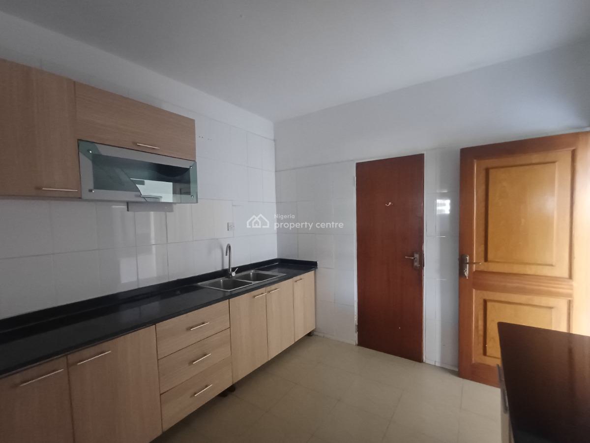 Clean 3 Bedroom Flat with Bq, Ikoyi, Lagos, Flat / Apartment for Rent