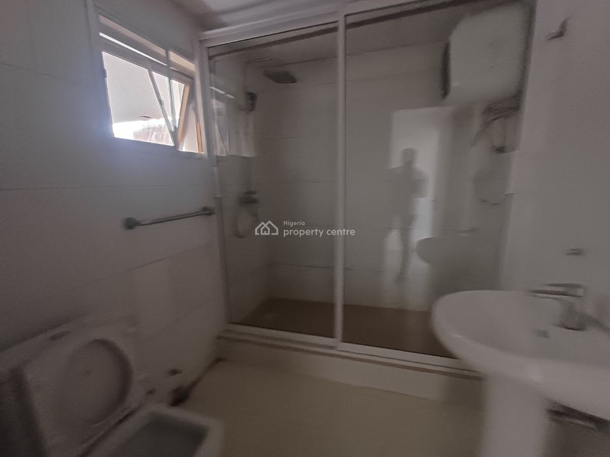 Clean 3 Bedroom Flat with Bq, Ikoyi, Lagos, Flat / Apartment for Rent