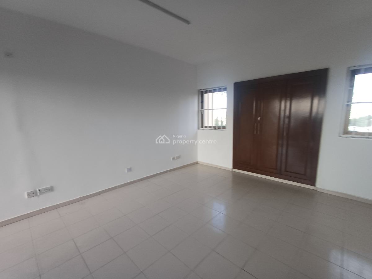 Clean 3 Bedroom Flat with Bq, Ikoyi, Lagos, Flat / Apartment for Rent