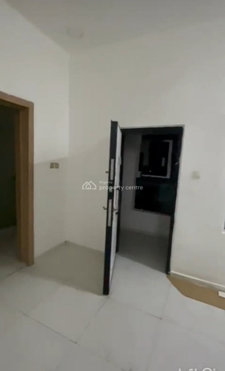 Masters Bedroom with Mini Parlor (upstairs) and  Private Kitchen, Emcel Garden Estate Orchid Road, Lekki, Lagos, Mini Flat (room and Parlour) for Rent
