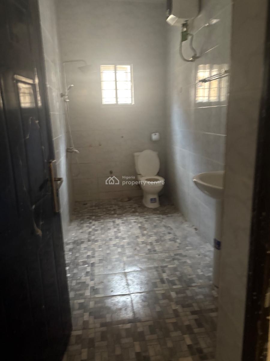 Clean 2 Bedroom Block of Flat, Dawaki, Gwarinpa, Abuja, Flat / Apartment for Rent