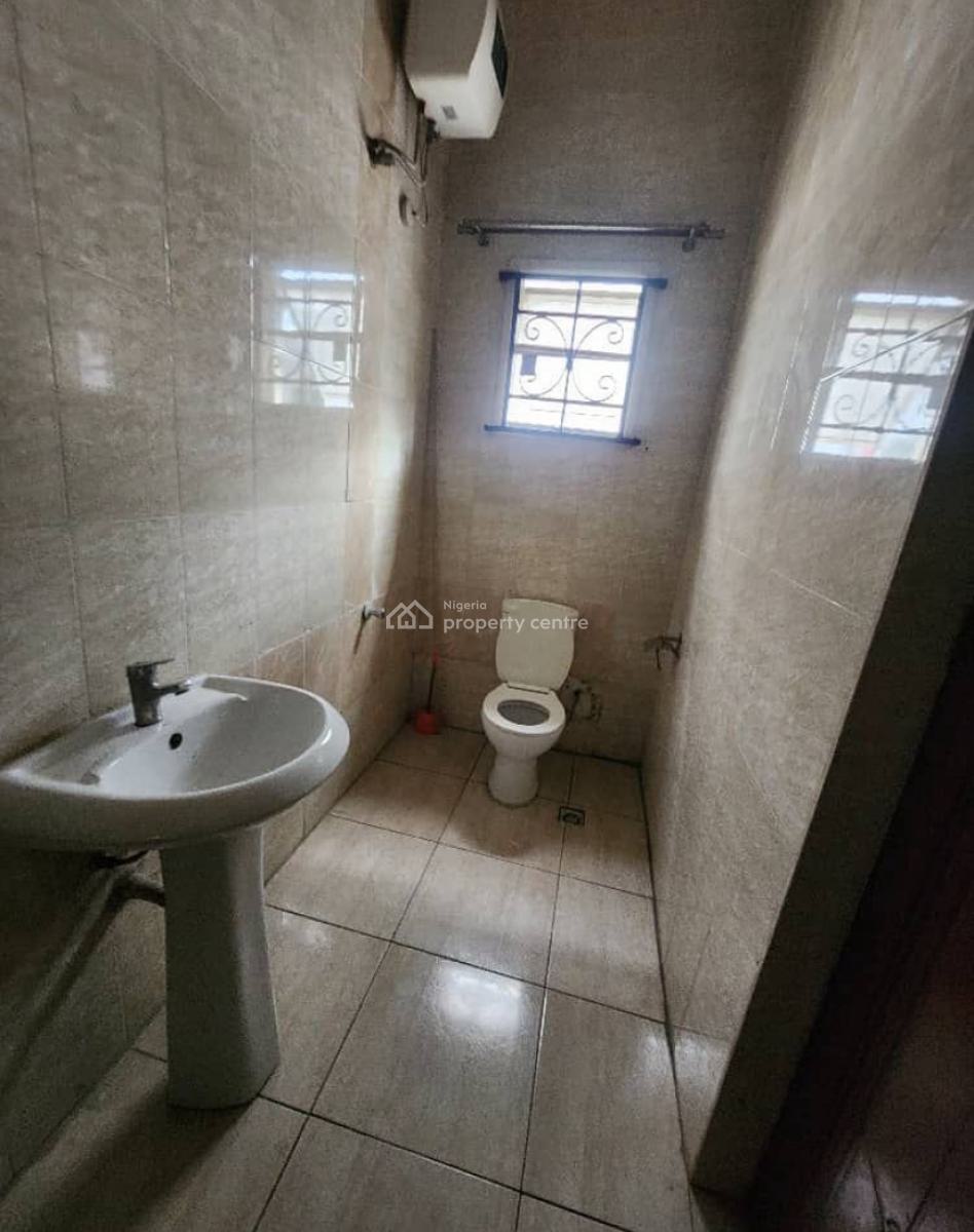 Spacious 5 Bedroom Detached Duplex with B.q, Chevron, Lekki, Lagos, Detached Duplex for Sale