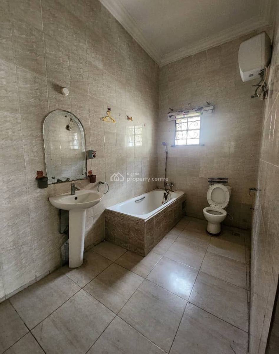 Spacious 5 Bedroom Detached Duplex with B.q, Chevron, Lekki, Lagos, Detached Duplex for Sale