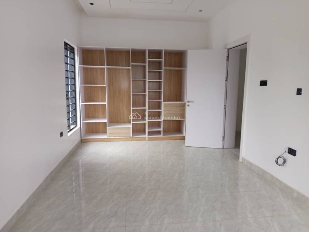 5bedroom Semi Detached Duplex with a Room Bq, Oduduwa Crescent, Ikeja Gra, Ikeja, Lagos, Semi-detached Duplex for Sale