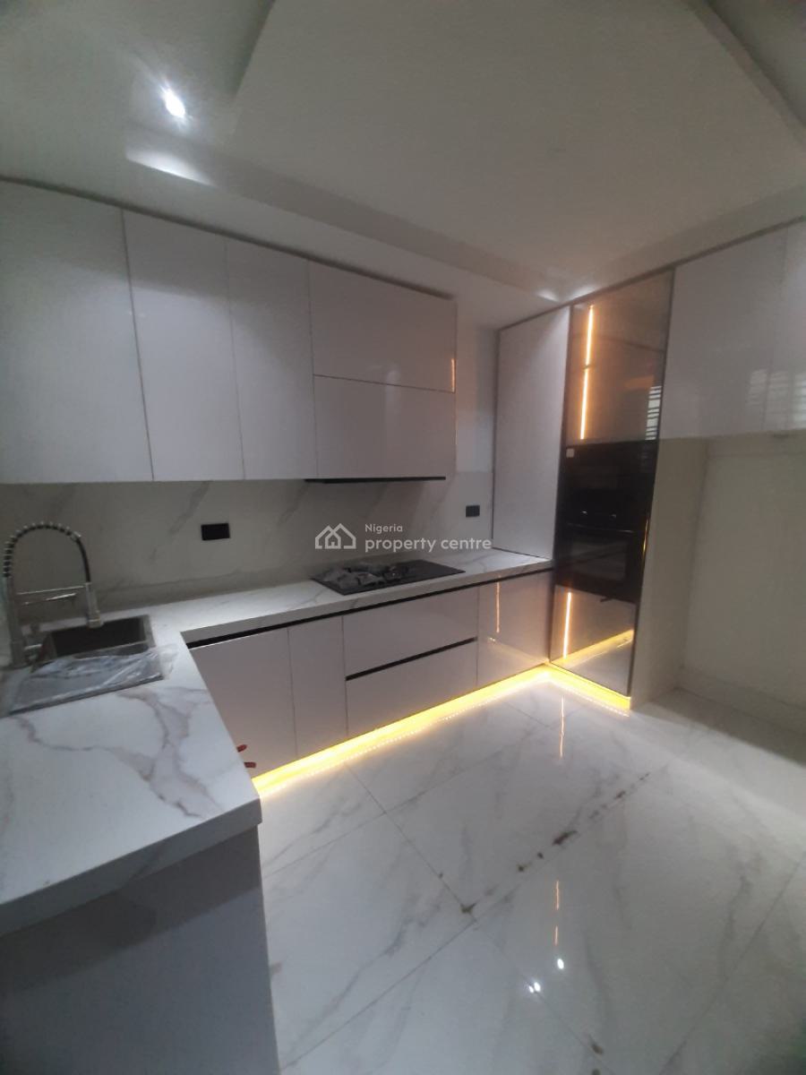 Serviced with 24/7 Power Supply 4 Bedroom En-suite Townhouse. It Comes, Ikoyi, Lagos, Terraced Duplex for Rent