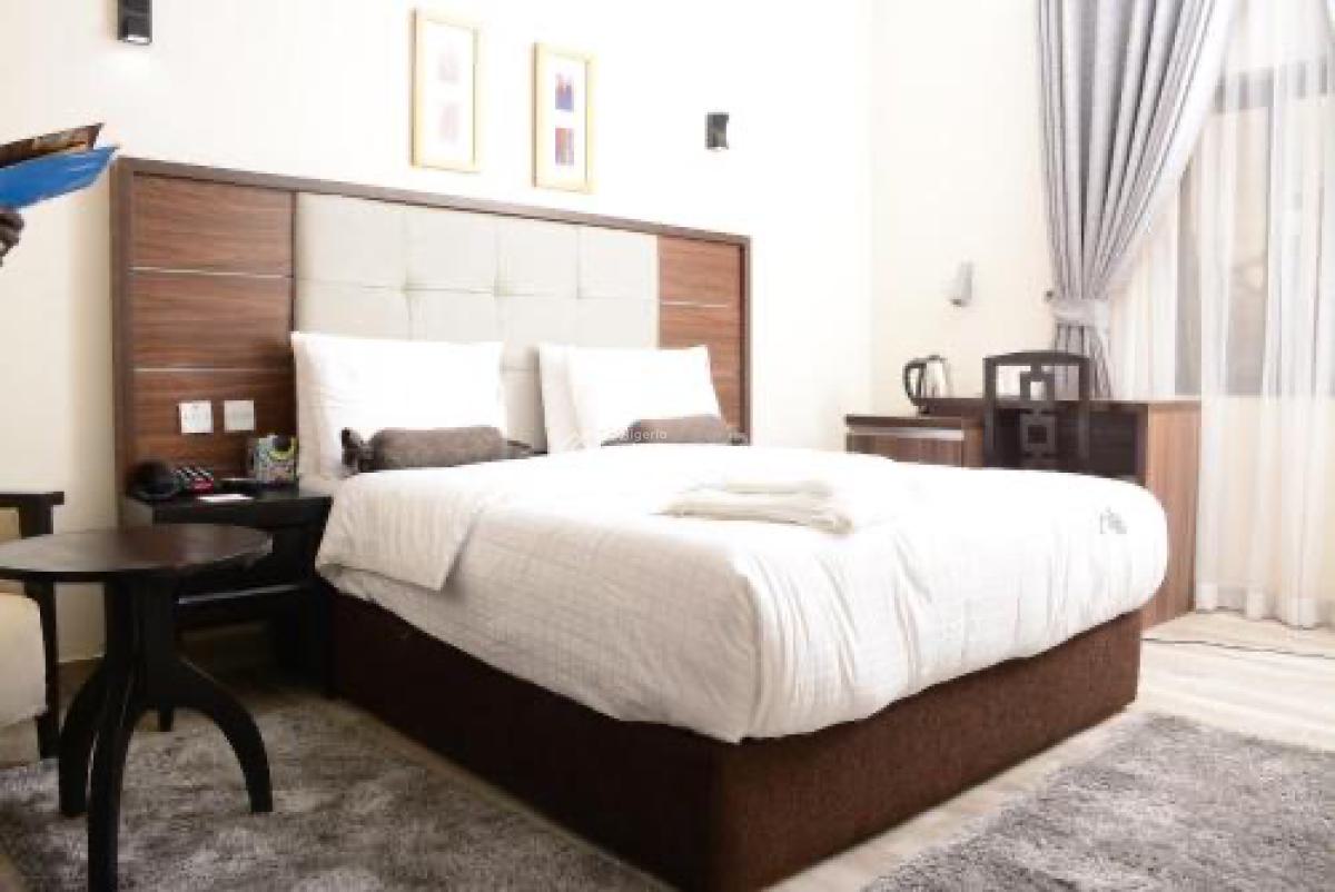 Luxury 50 Rooms Hotel with Additional 30 Rooms Attached on 7floor, Victoria Island (vi), Lagos, Hotel / Guest House for Sale