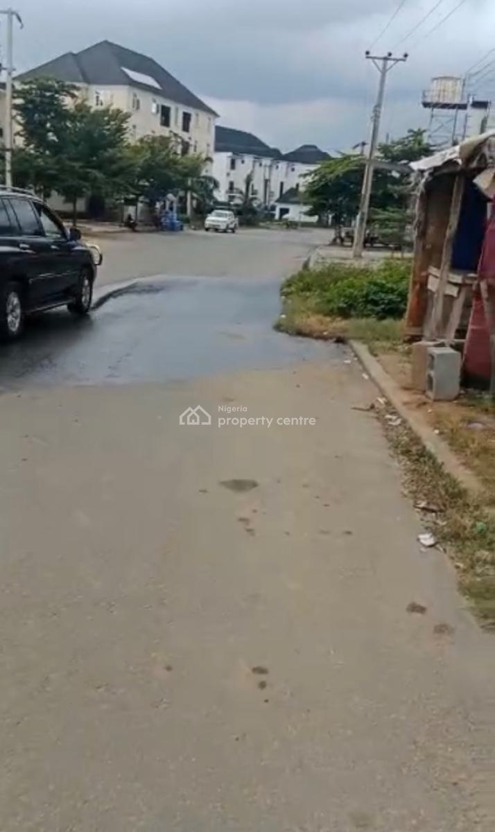 1,100sqm, Residential, C of O, Tarred Road, Gilmor, Jahi, Abuja, Residential Land for Sale