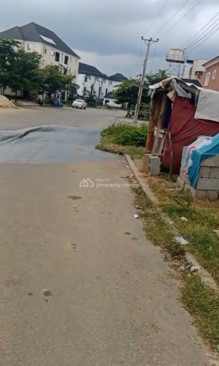 1,100sqm, Residential, C of O, Tarred Road, Gilmor, Jahi, Abuja, Residential Land for Sale