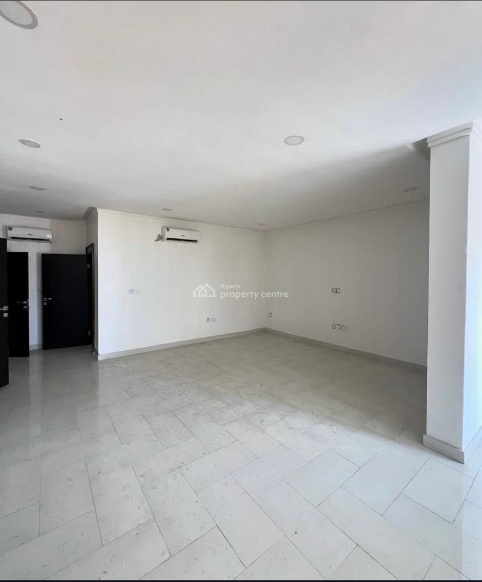 Spacious 2 Bedroom Apartment in a Secured Estate, Victoria Island, Victoria Island (vi), Lagos, Flat / Apartment for Rent