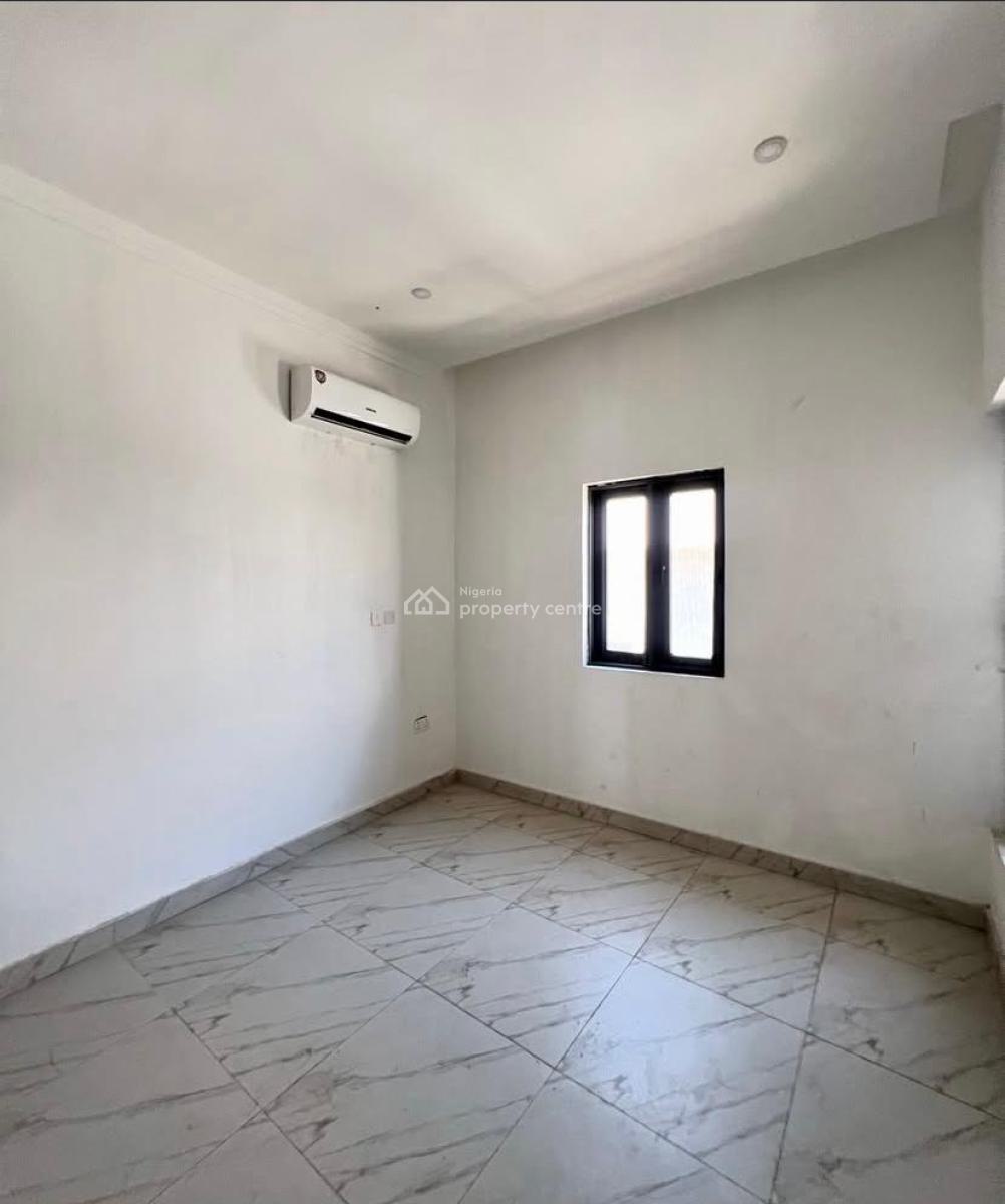 Spacious 2 Bedroom Apartment in a Secured Estate, Victoria Island, Victoria Island (vi), Lagos, Flat / Apartment for Rent