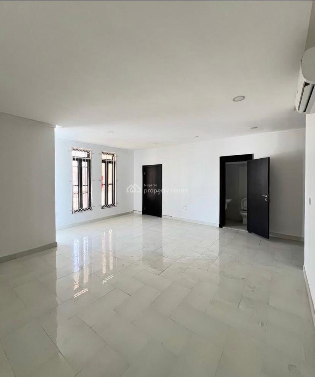 Spacious 2 Bedroom Apartment in a Secured Estate, Victoria Island, Victoria Island (vi), Lagos, Flat / Apartment for Rent