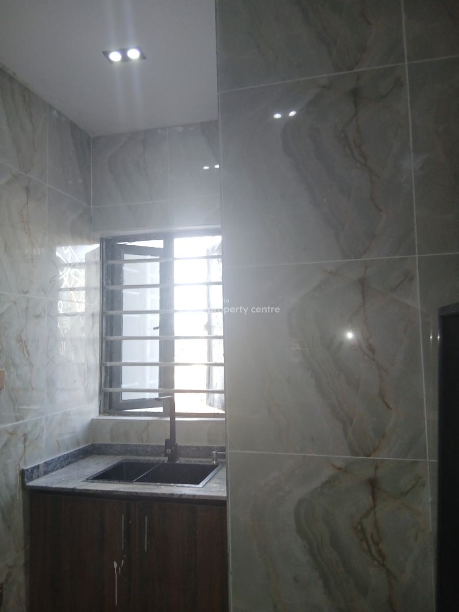 Luxury New 2-bedroom Flats, Yaba, Lagos, Flat / Apartment for Rent