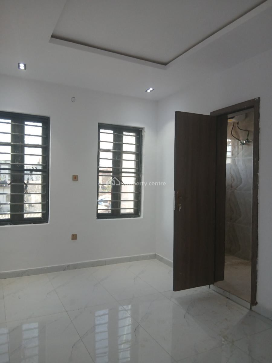 Luxury New 2-bedroom Flats, Yaba, Lagos, Flat / Apartment for Rent