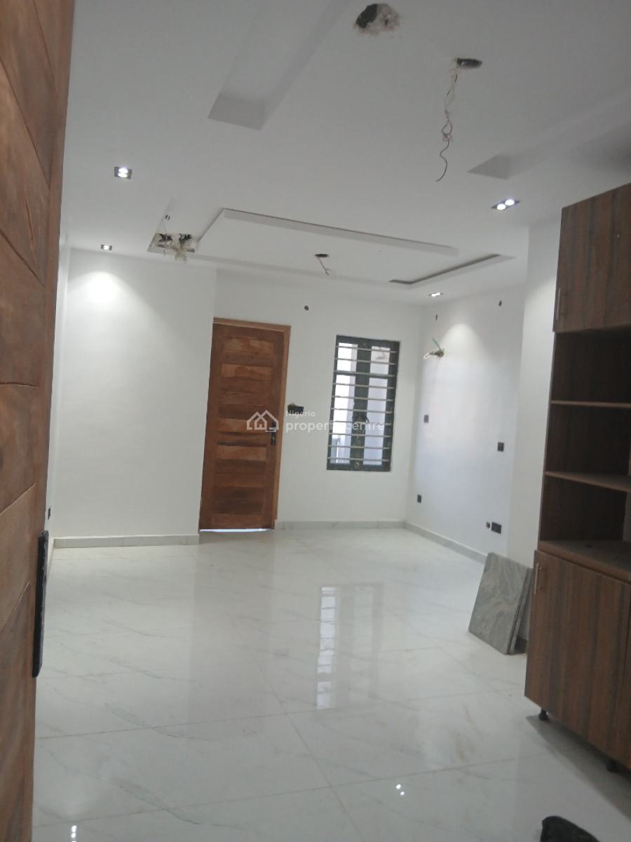 Luxury New 2-bedroom Flats, Yaba, Lagos, Flat / Apartment for Rent