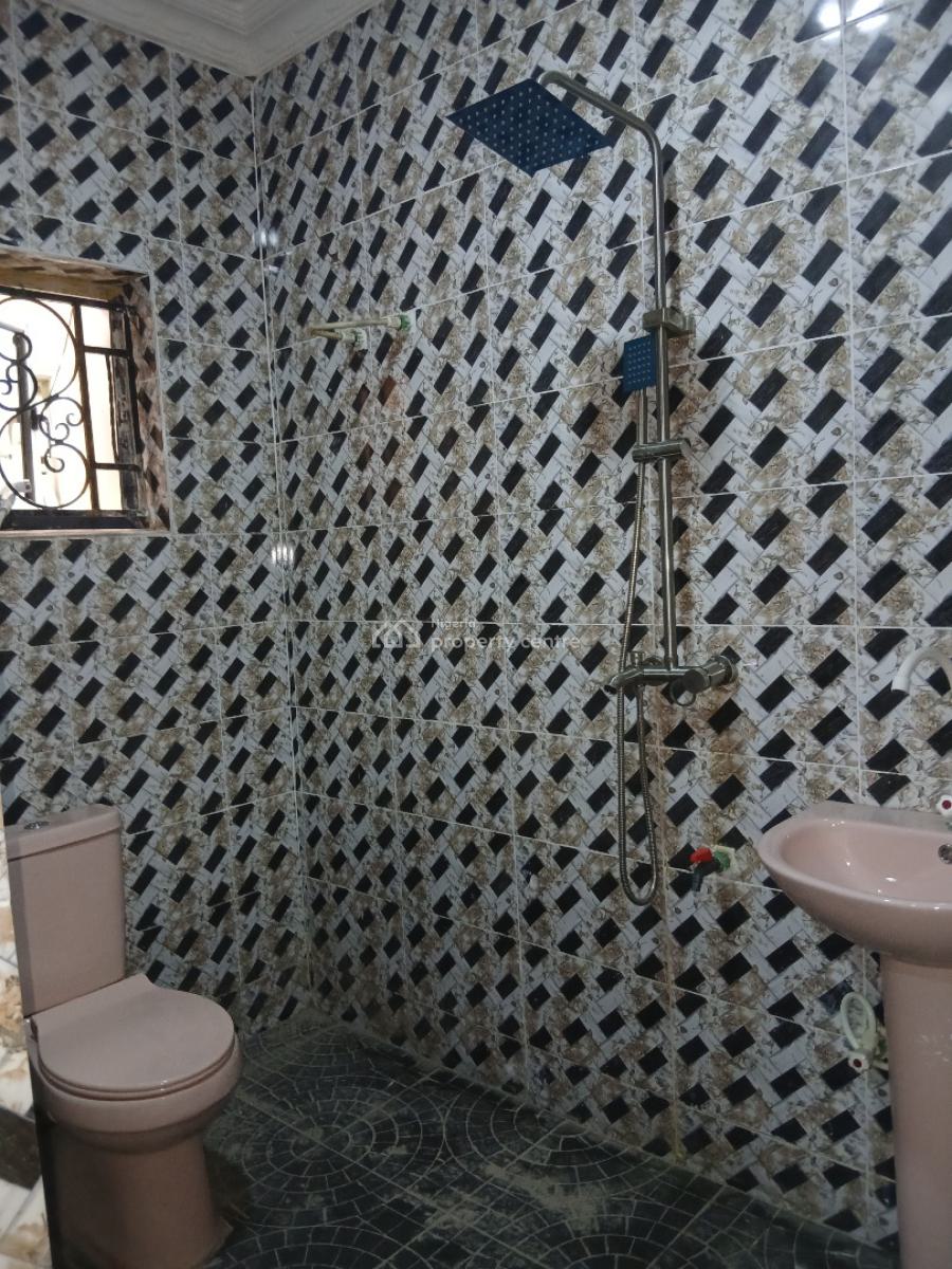 Newly Built Beautiful 2 Bedroom, Yaba, Lagos, Flat / Apartment for Rent