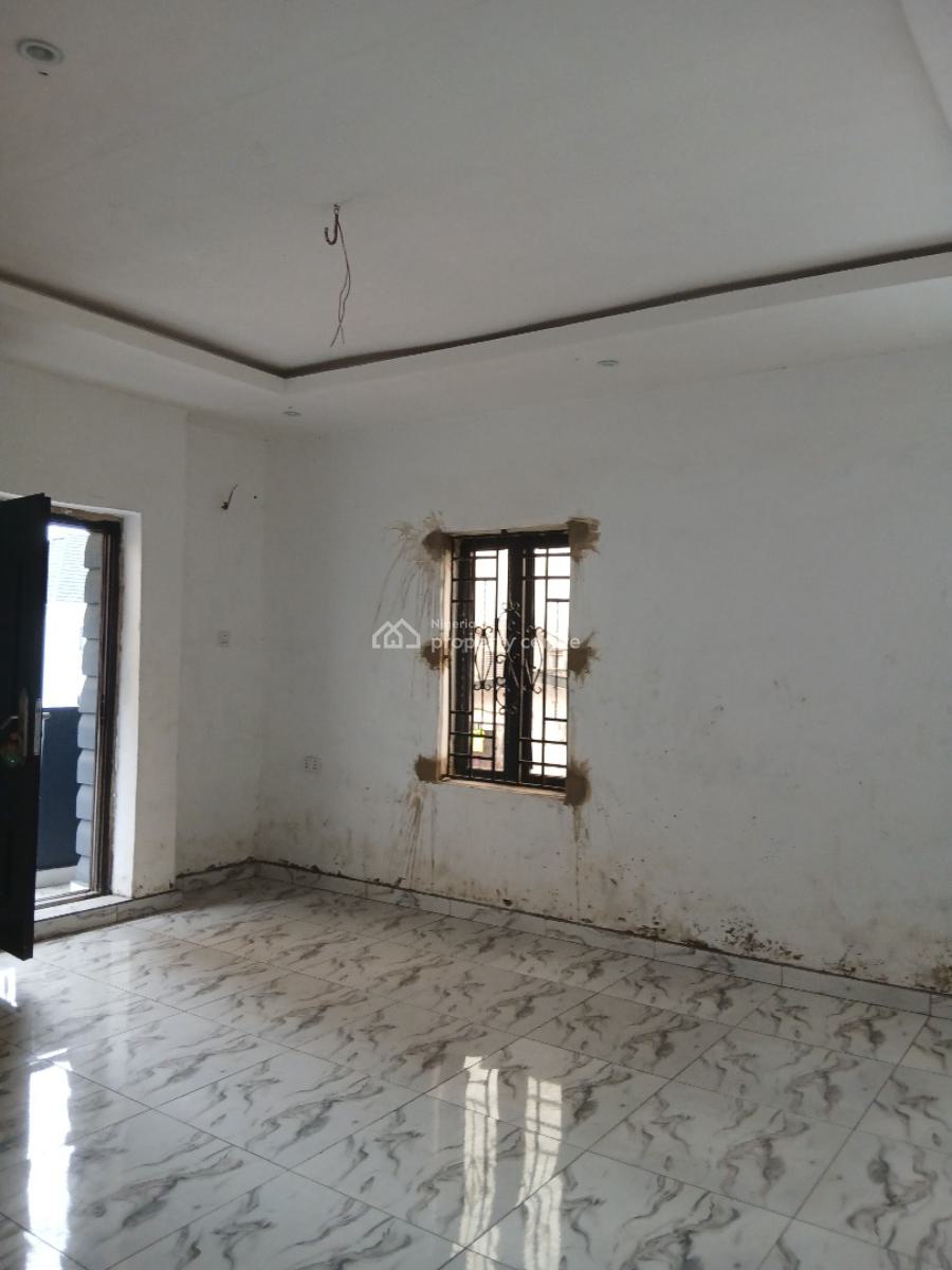 Newly Built Beautiful 2 Bedroom, Yaba, Lagos, Flat / Apartment for Rent