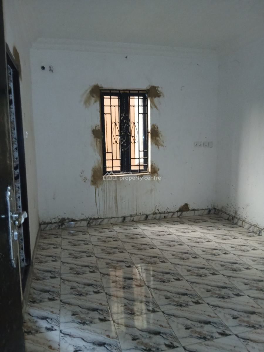 Beautiful New 2 Bedroom Flat, Yaba, Lagos, Flat / Apartment for Rent