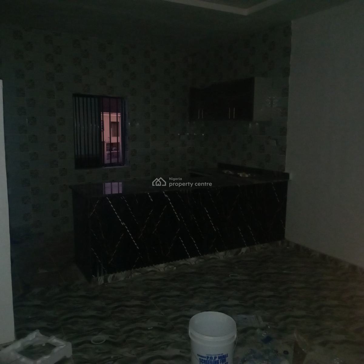 Standard 2 Bedroom Apartment, Upstairs, Off Pedro Road, Pedro, Gbagada, Lagos, Flat / Apartment for Rent