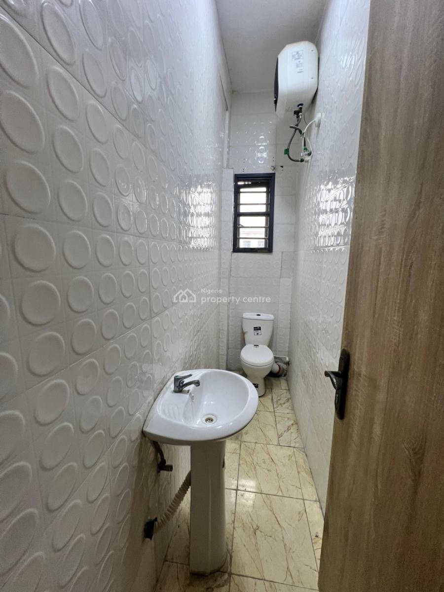 2 Bedroom Apartment, Ilasan, Lekki, Lagos, Flat / Apartment for Rent
