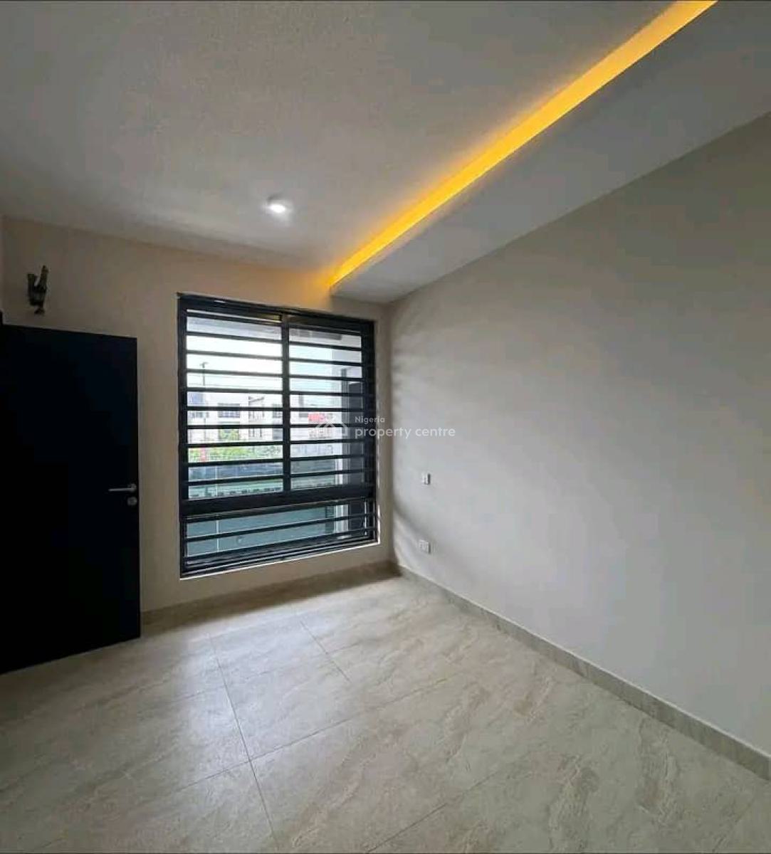 Luxury 3 Bedroom Apartments, Lekki Phase 1, Lekki, Lagos, Block of Flats for Sale