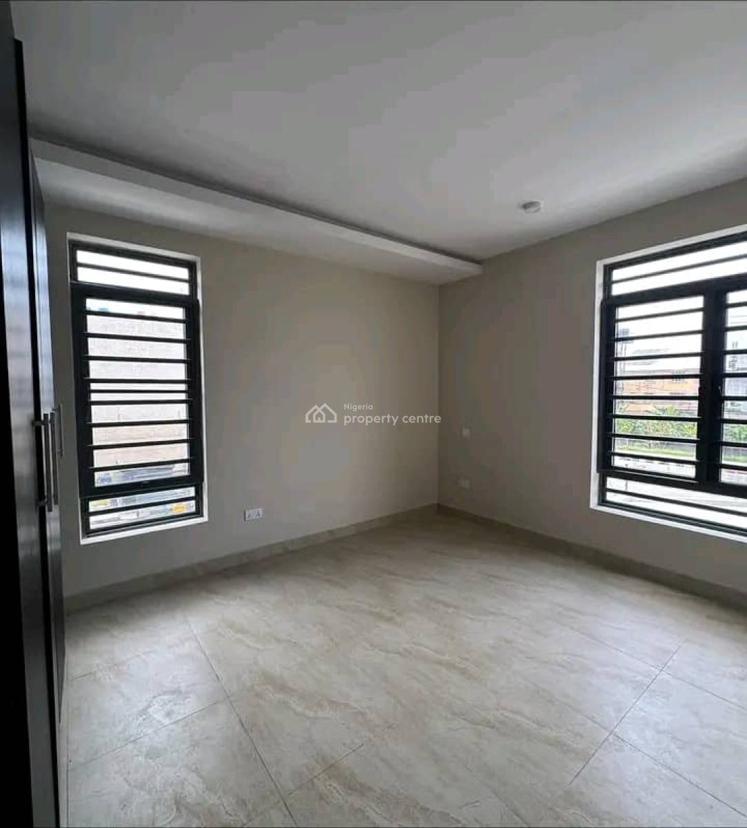 Luxury 3 Bedroom Apartments, Lekki Phase 1, Lekki, Lagos, Block of Flats for Sale