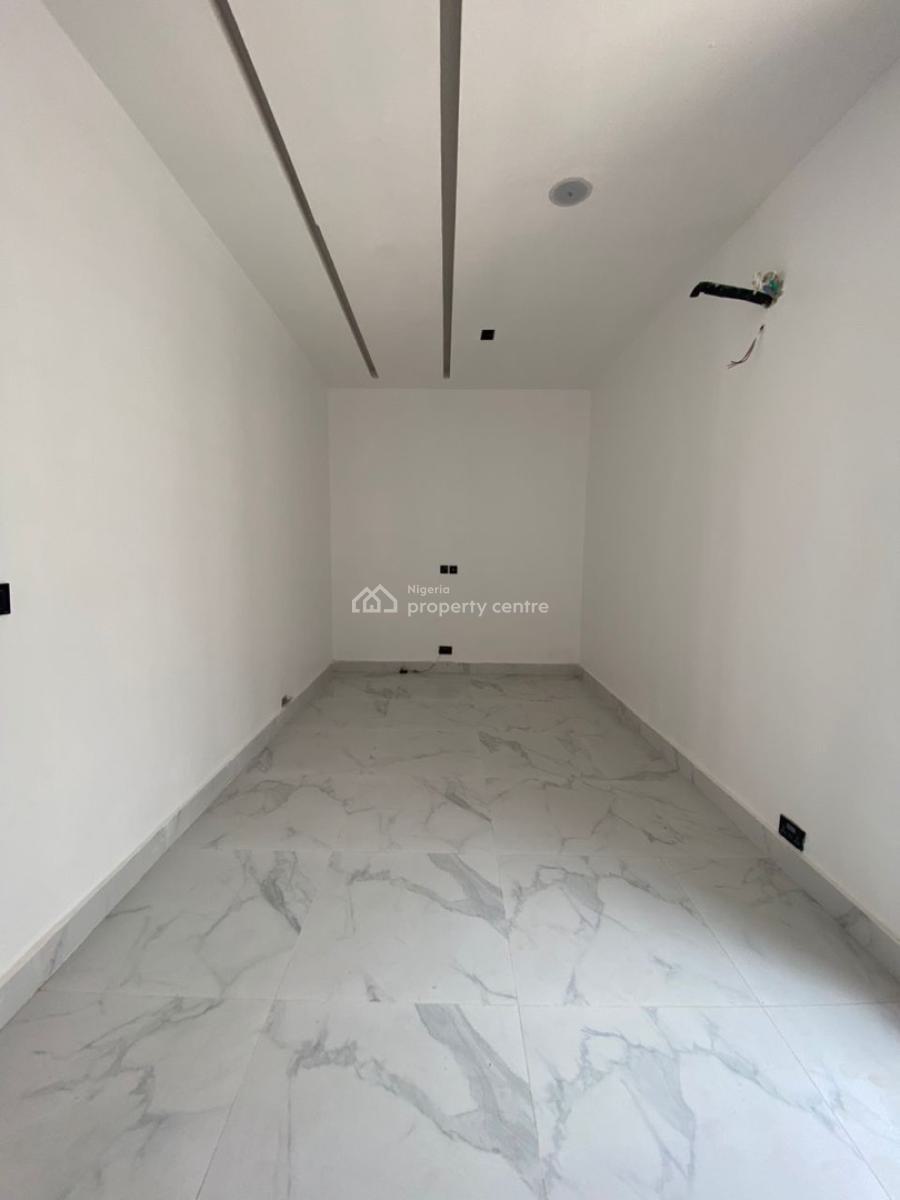 5 Bedroom Fully Detached Duplex with Bq, Cinema and Pool, Daffodil Estate, Lekki, Lagos, Detached Duplex for Sale