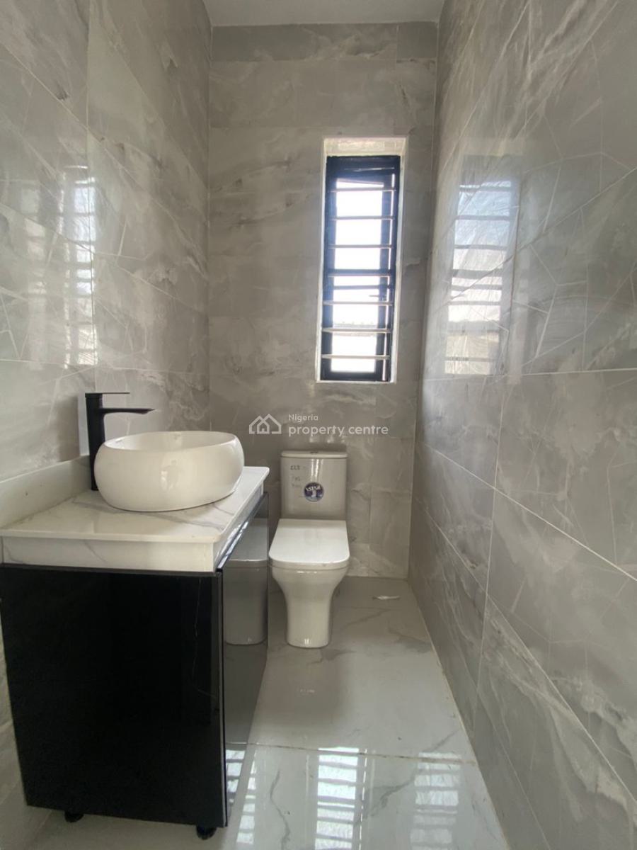 5 Bedroom Fully Detached Duplex with Bq, Cinema and Pool, Daffodil Estate, Lekki, Lagos, Detached Duplex for Sale